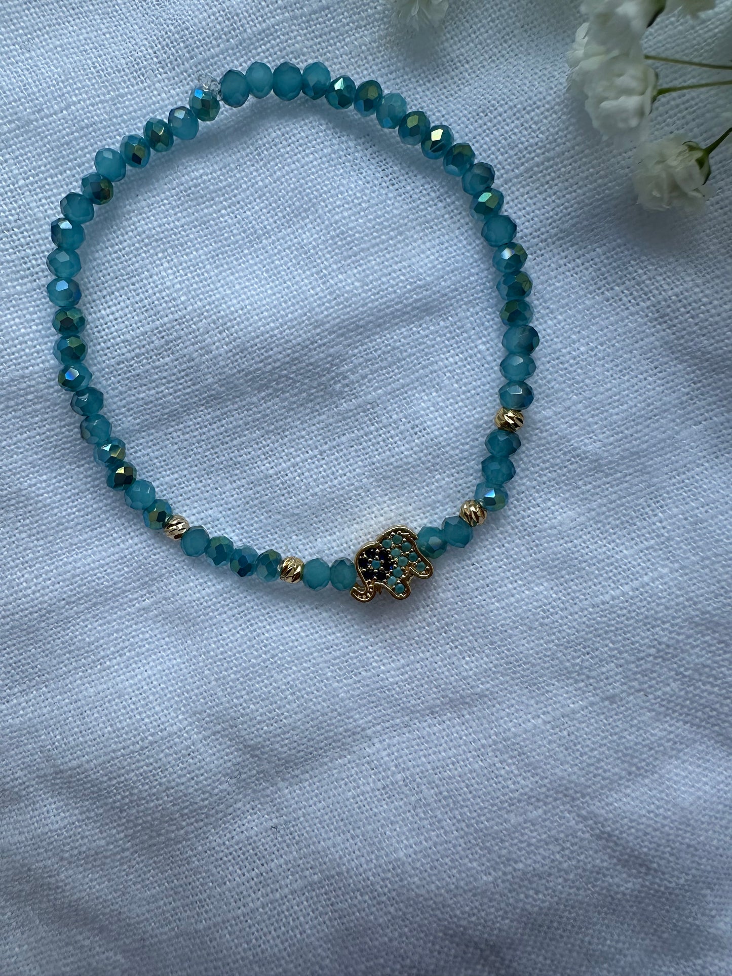Perlenarmband mit Blauen Kristallperlen und Elefanten Anhänger - 10421