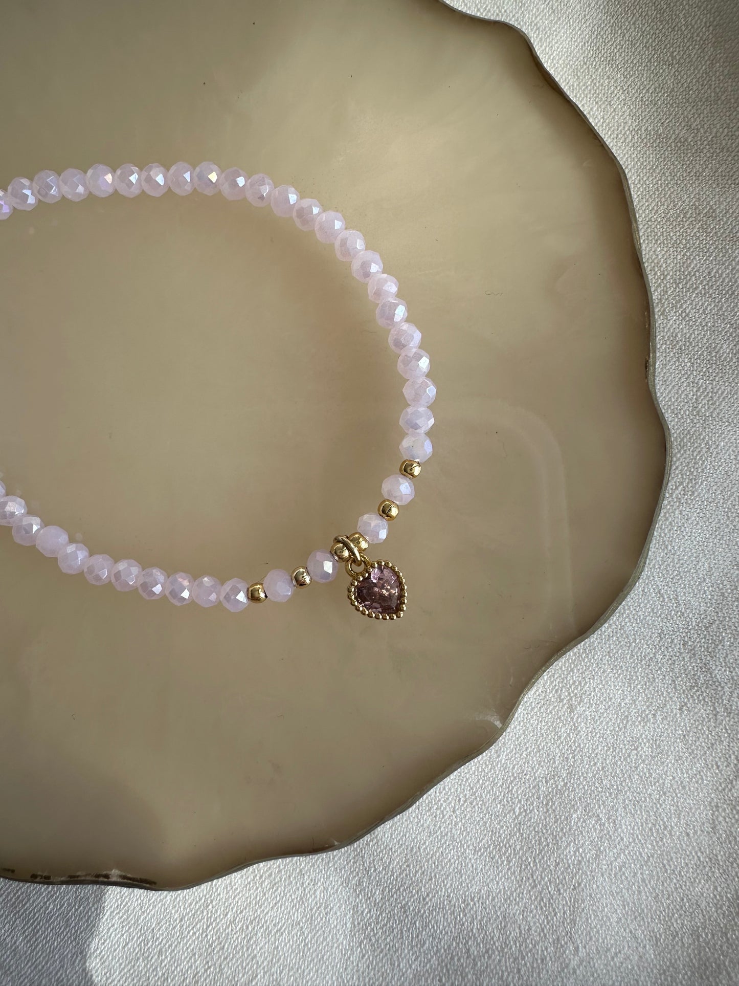Perlenarmband mit Rosa Kristallperlen und Herz Anhänger - 10327