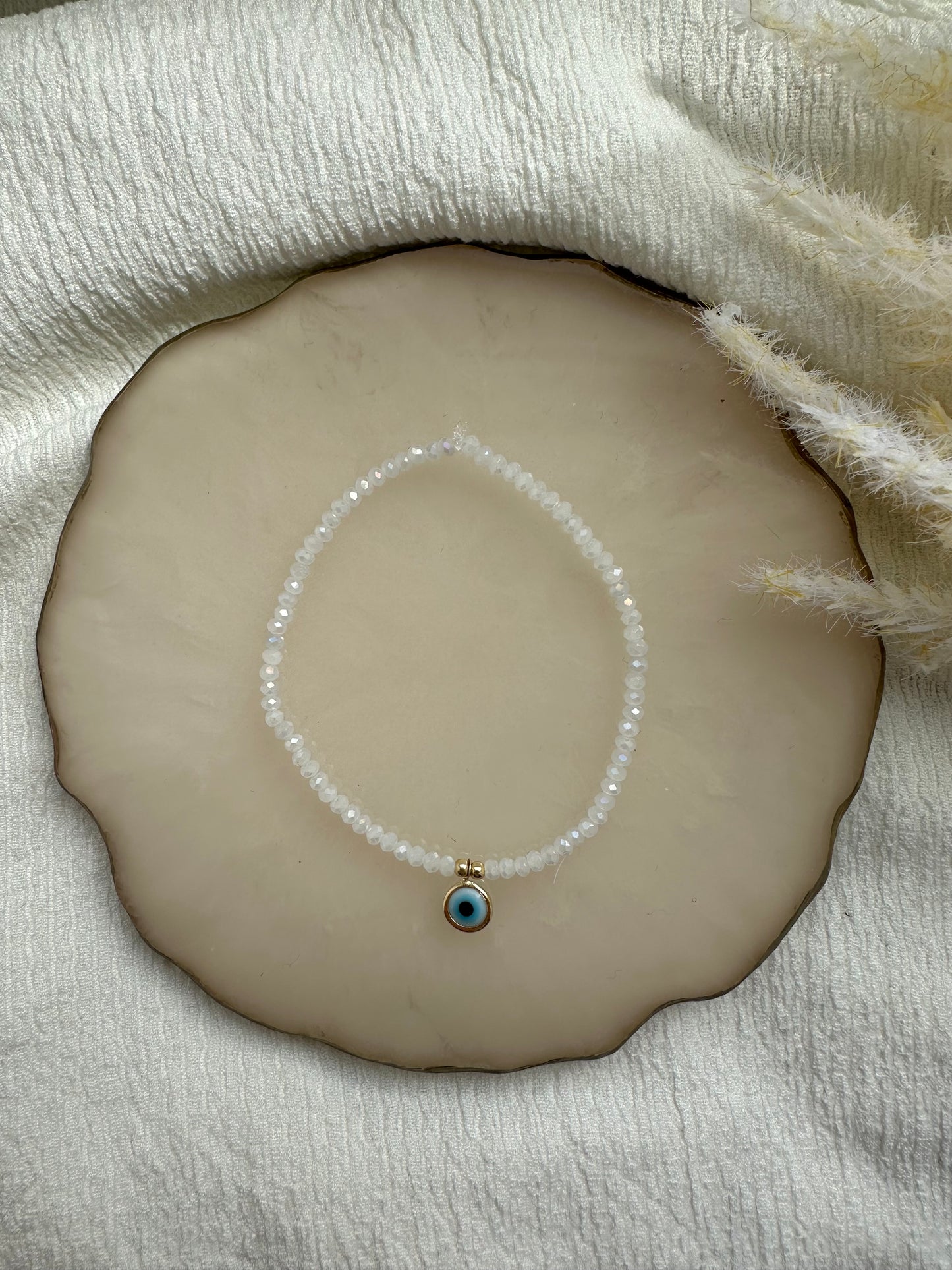 Perlenarmband mit Weißen Kristallperlen und Nazar Anhänger - 10363