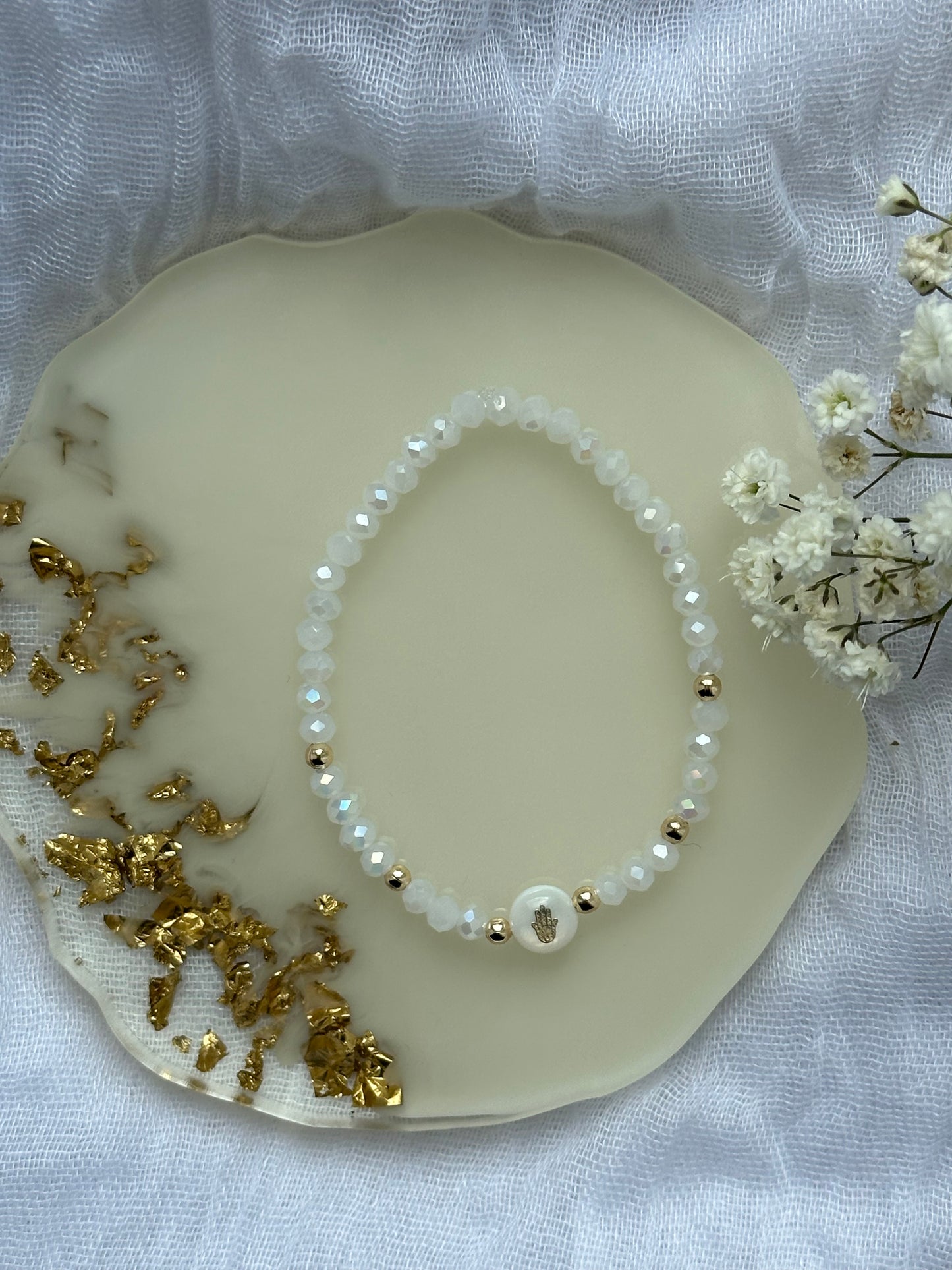 Perlenarmband mit Weißen Kristallperlen und Perlmutt Fatimas Hand Perle - 10511
