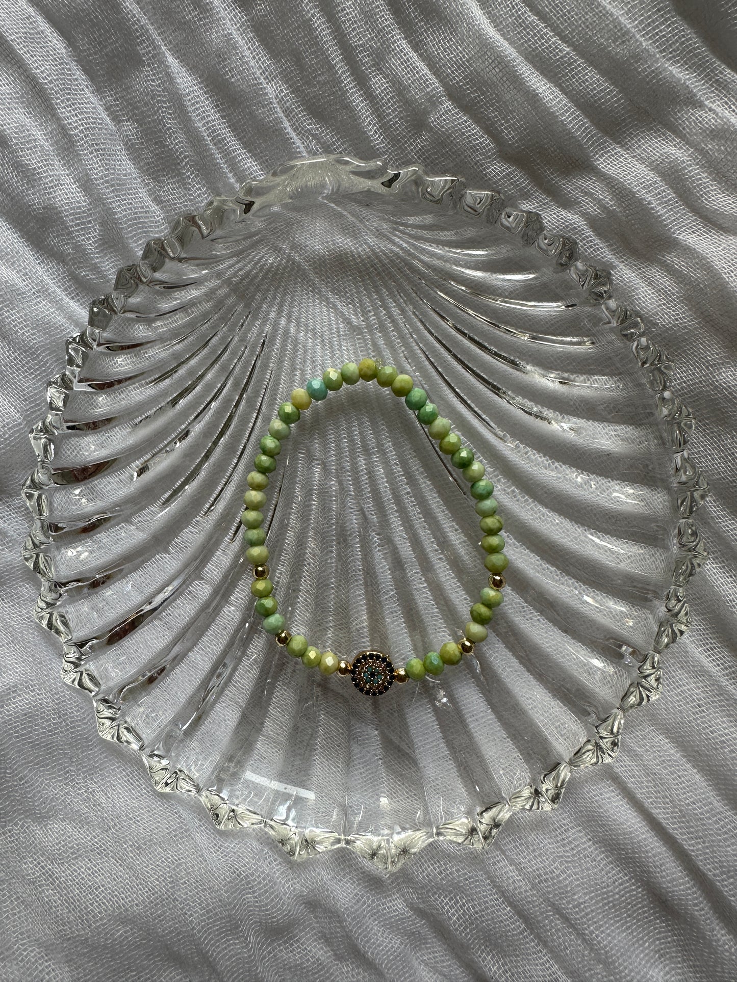 Perlenarmband Grünen Kristallperlen und Nazar Anhänger - 10282