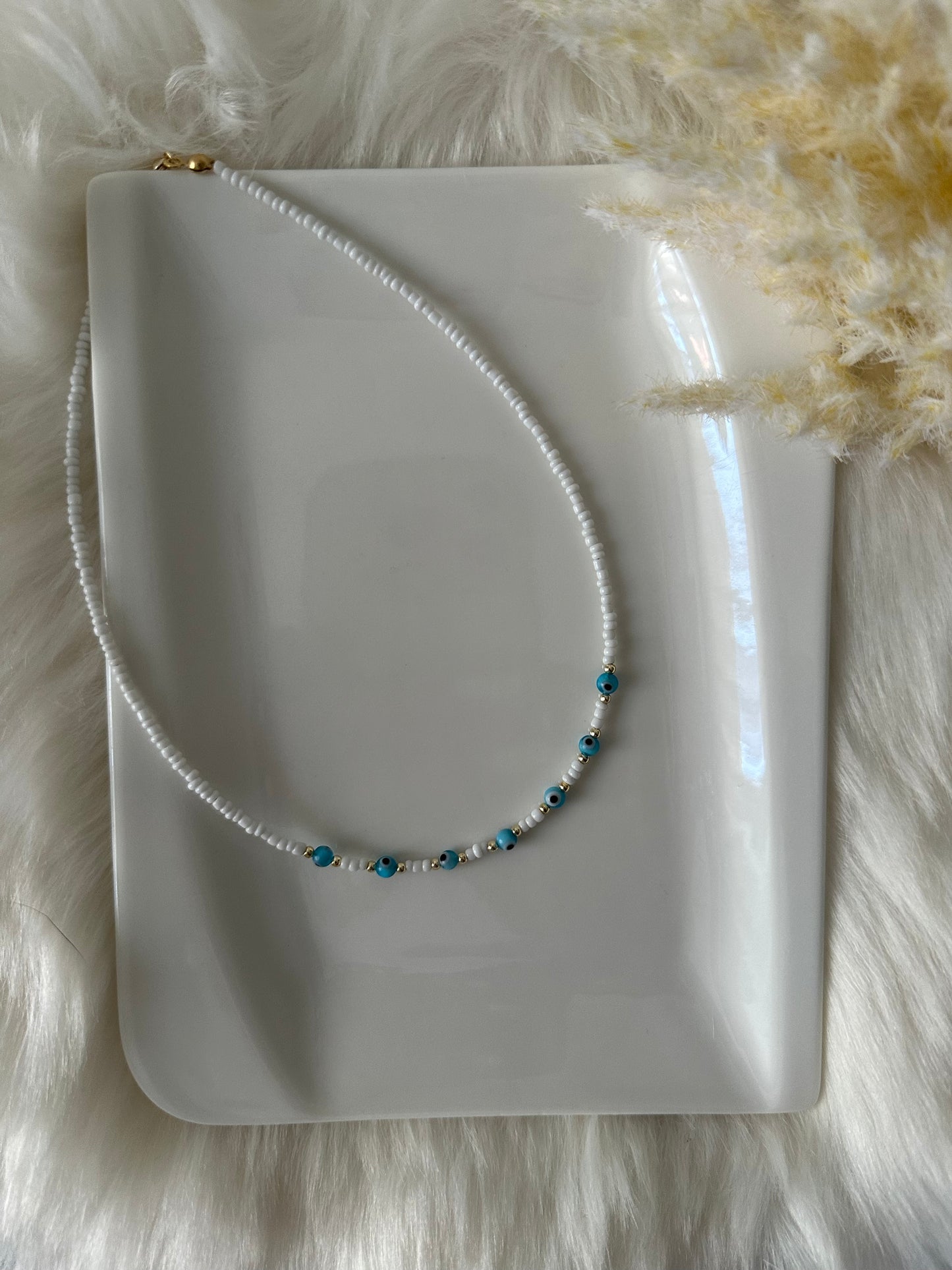 Perlenkette chocker weiß mit kleinen nazar Perlen - 10112