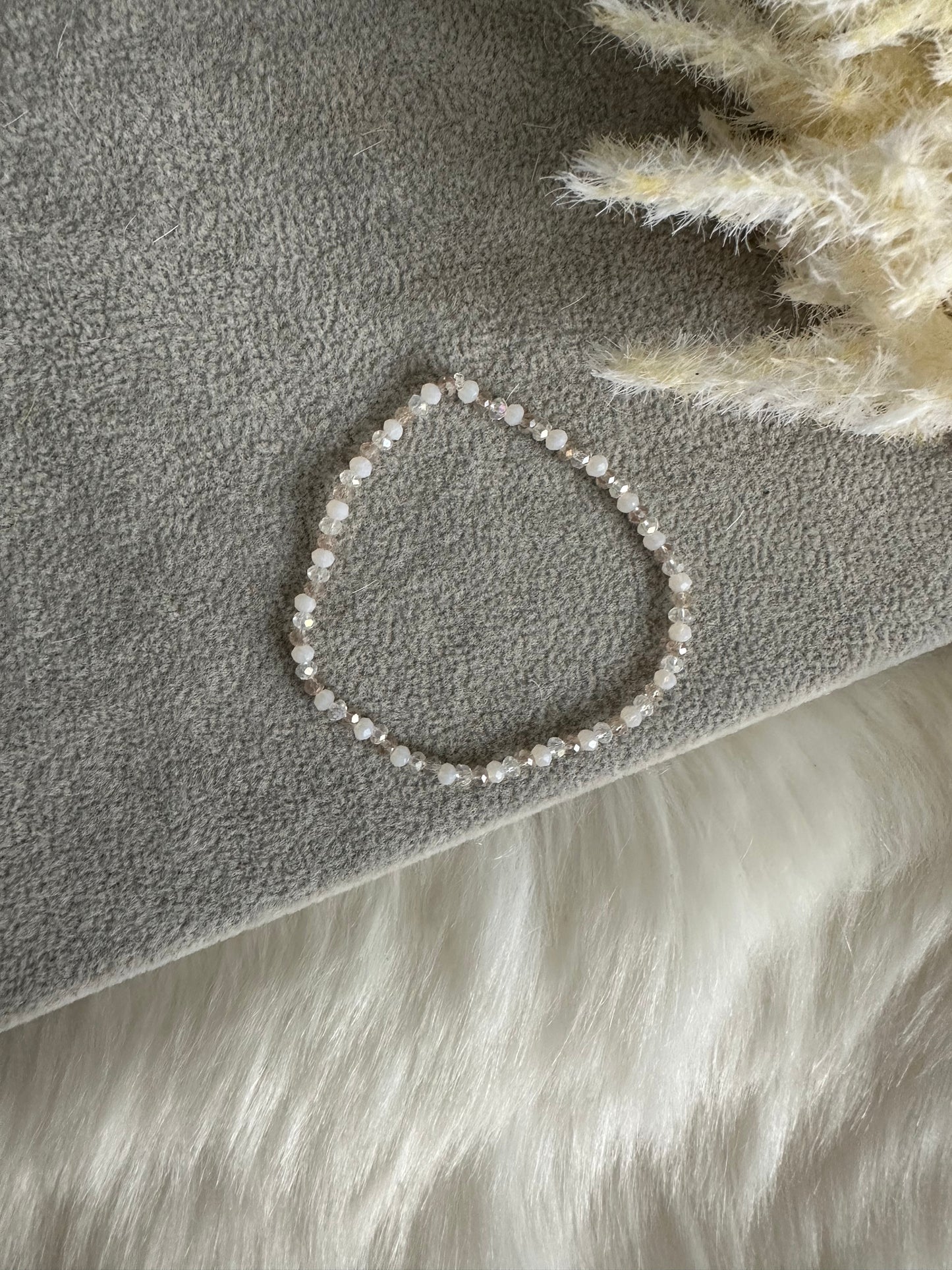 Perlenarmband mit bunten Kristallperlen - 10411