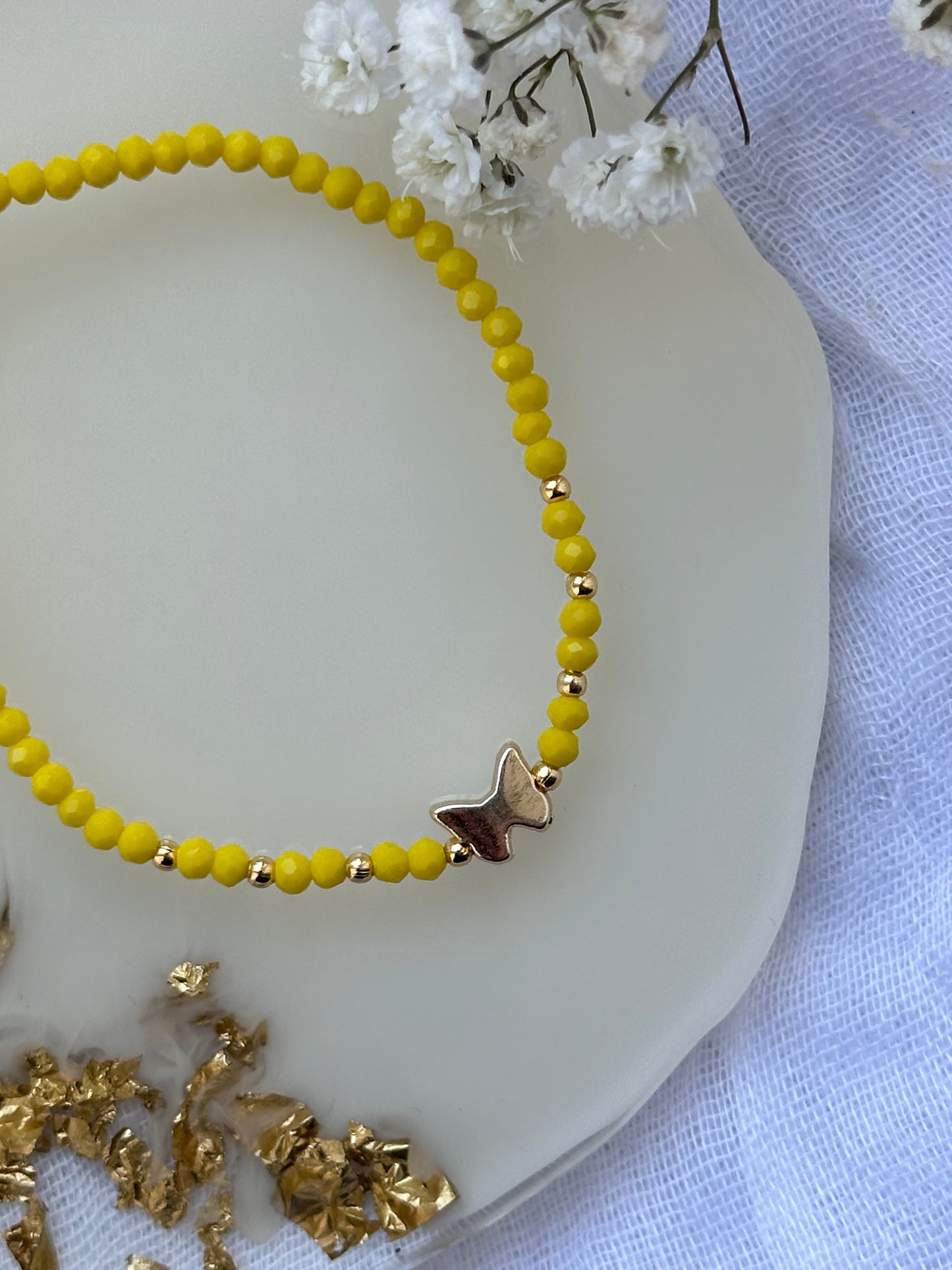 Perlenarmband mit Gelben Kristallperlen und Schmetterling Anhänger - 10519
