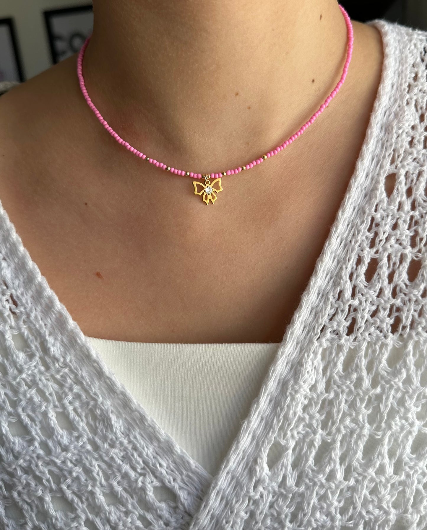 Perlenkette mit Pinken Perlen und Schleifen Anhänger - 10706
