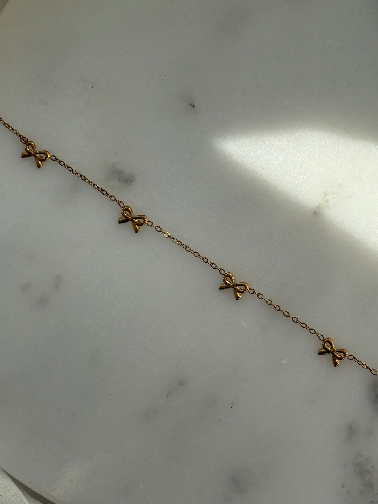 Goldenes Edelstahl Armband Bow- 11087