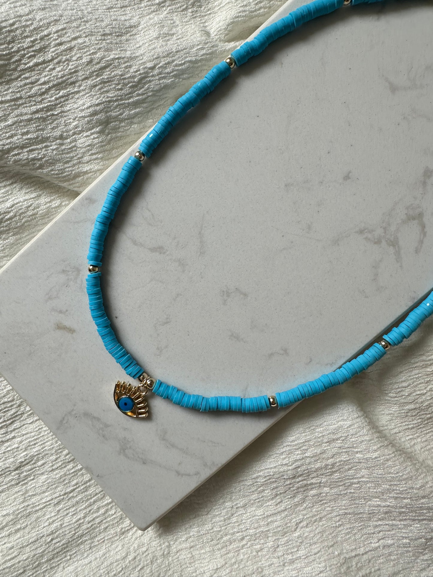 Perlenkette mit Blauen Fimo Perlen und Nazar Anhänger - 10122