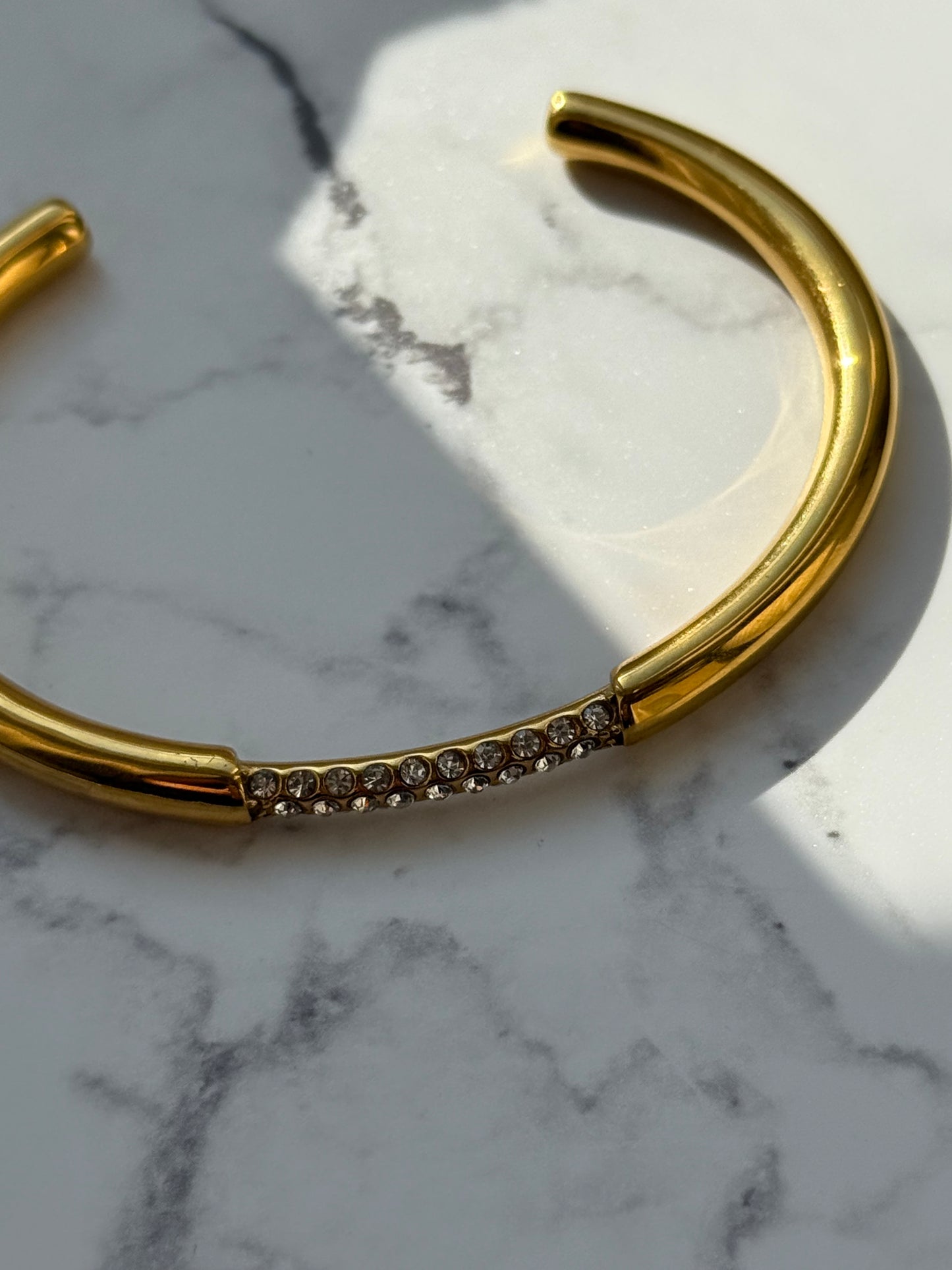 Goldenes verstellbares Edelstahl Zirkonia Armband - 10939