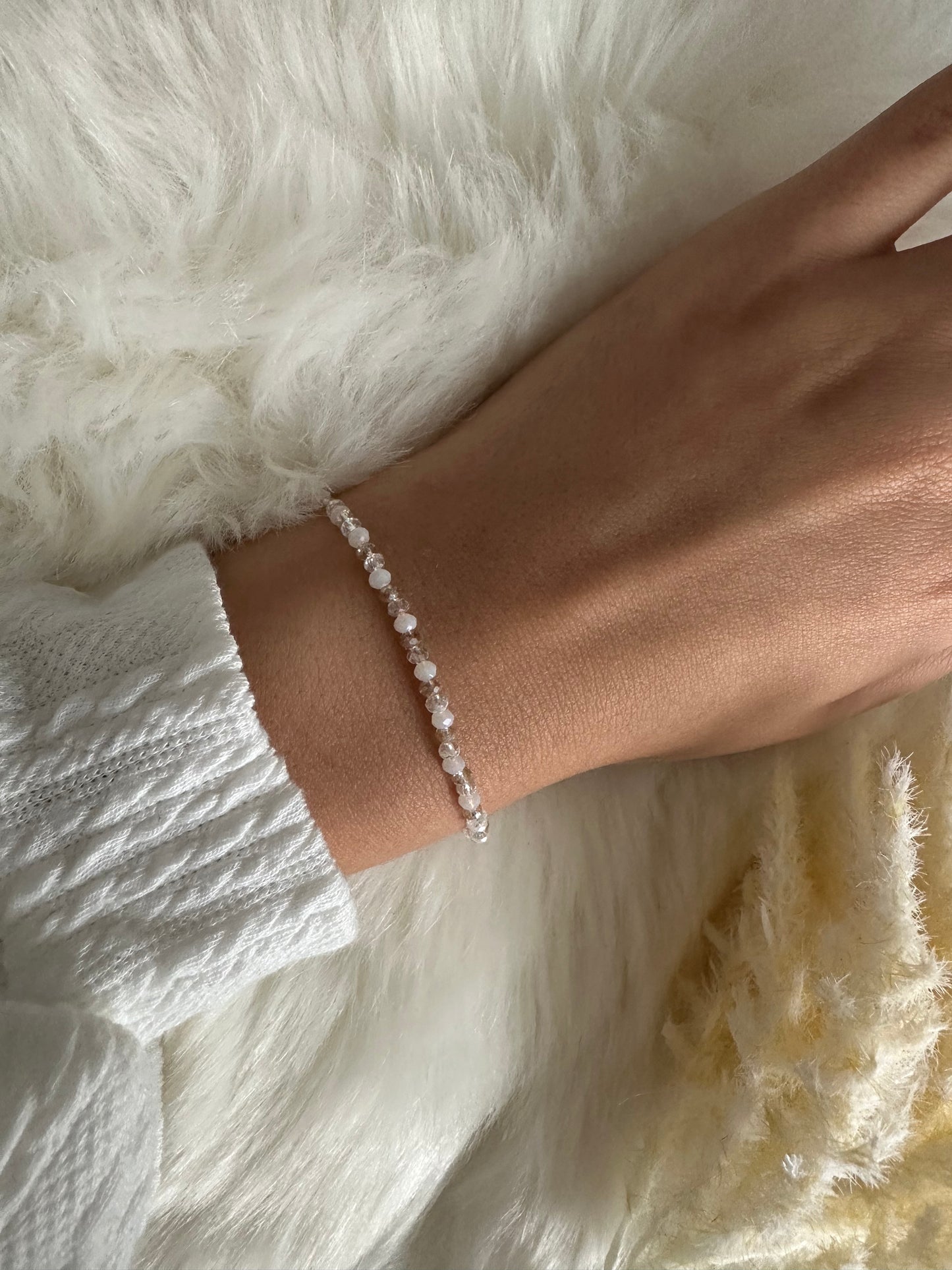 Perlenarmband mit bunten Kristallperlen - 10411