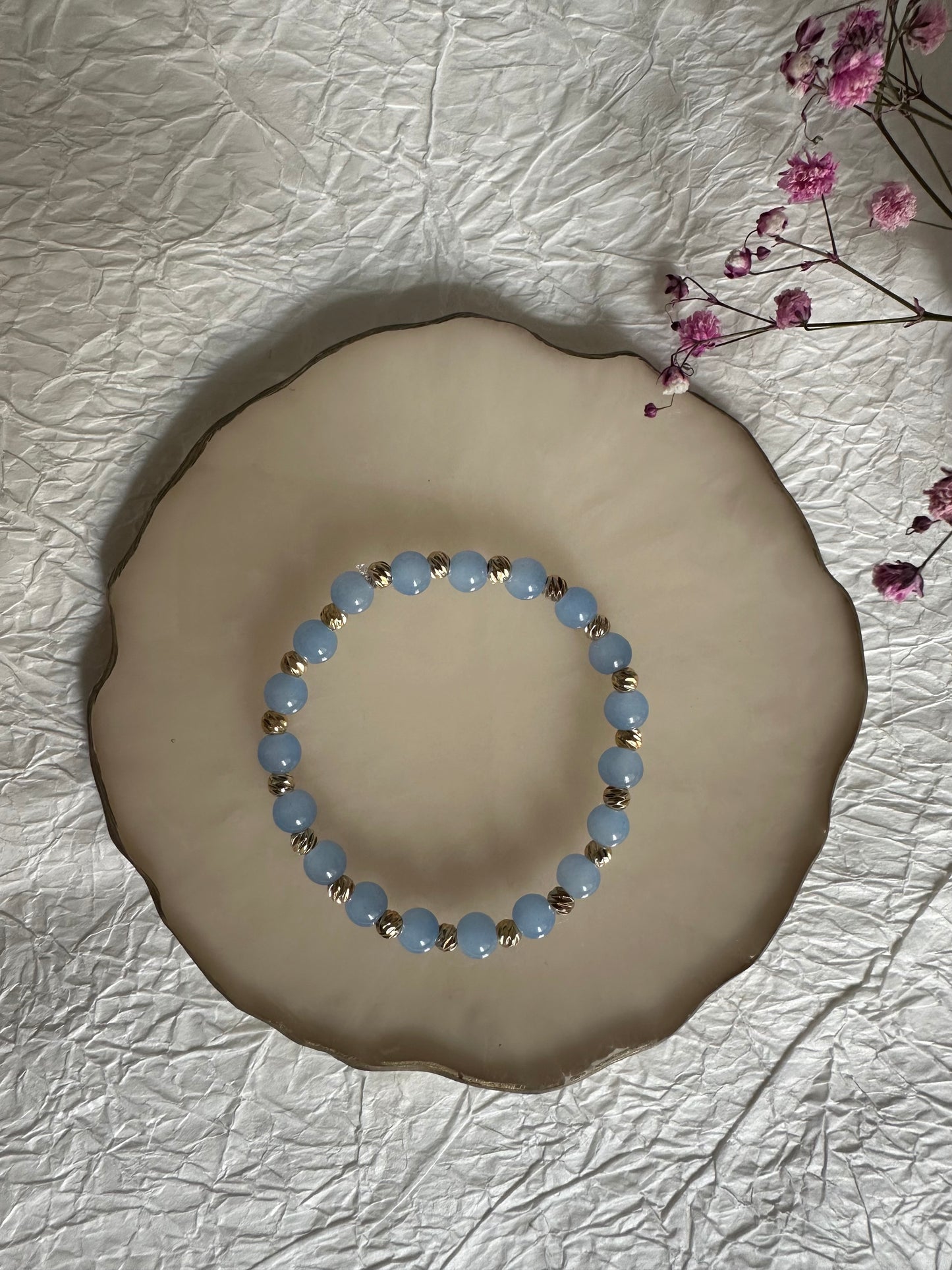 Perlenarmband mit Hellblauen Glasperlen und Dorika Perlen - 10366