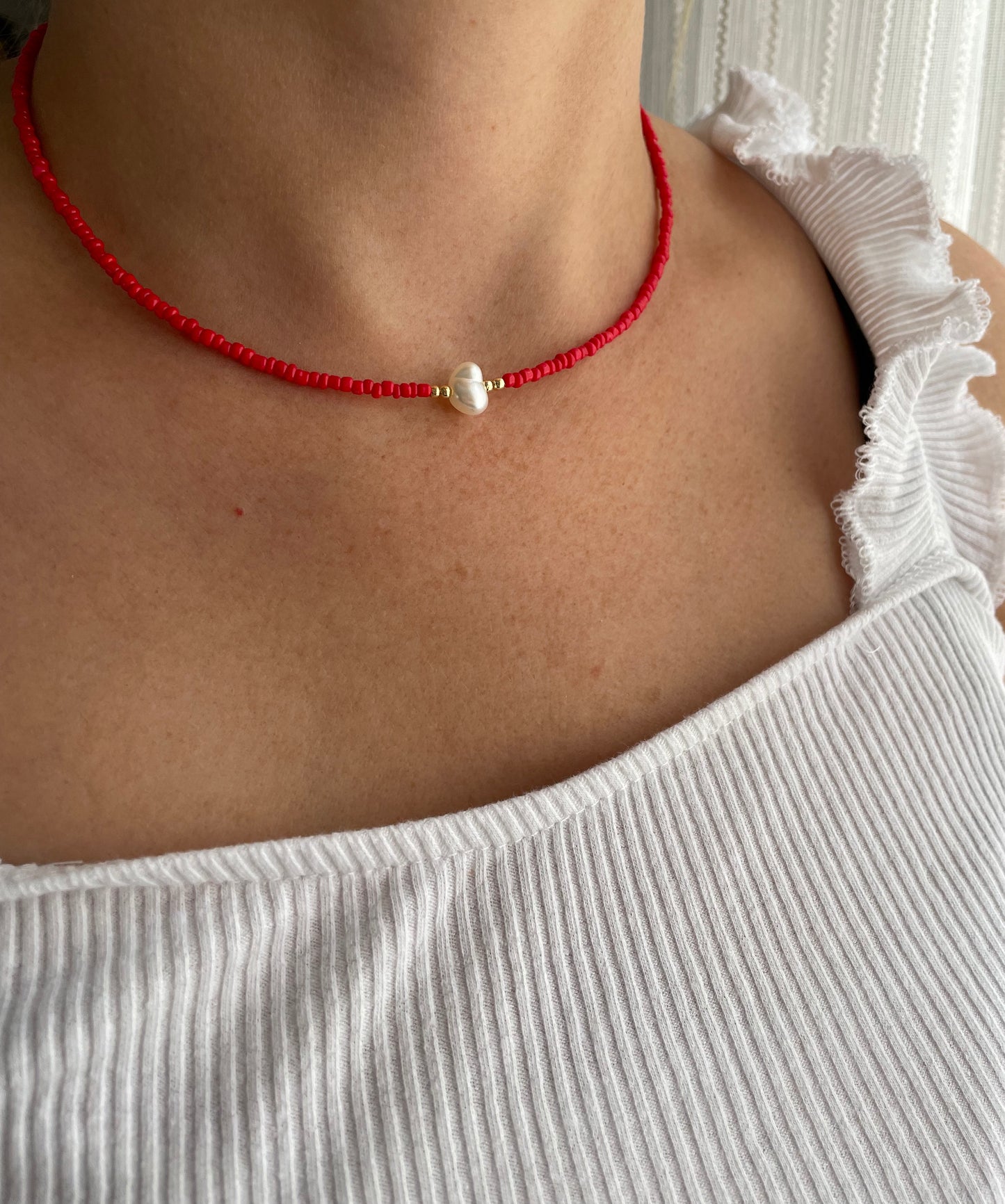 Perlenkette chocker rot mit weißer Perle - 10105