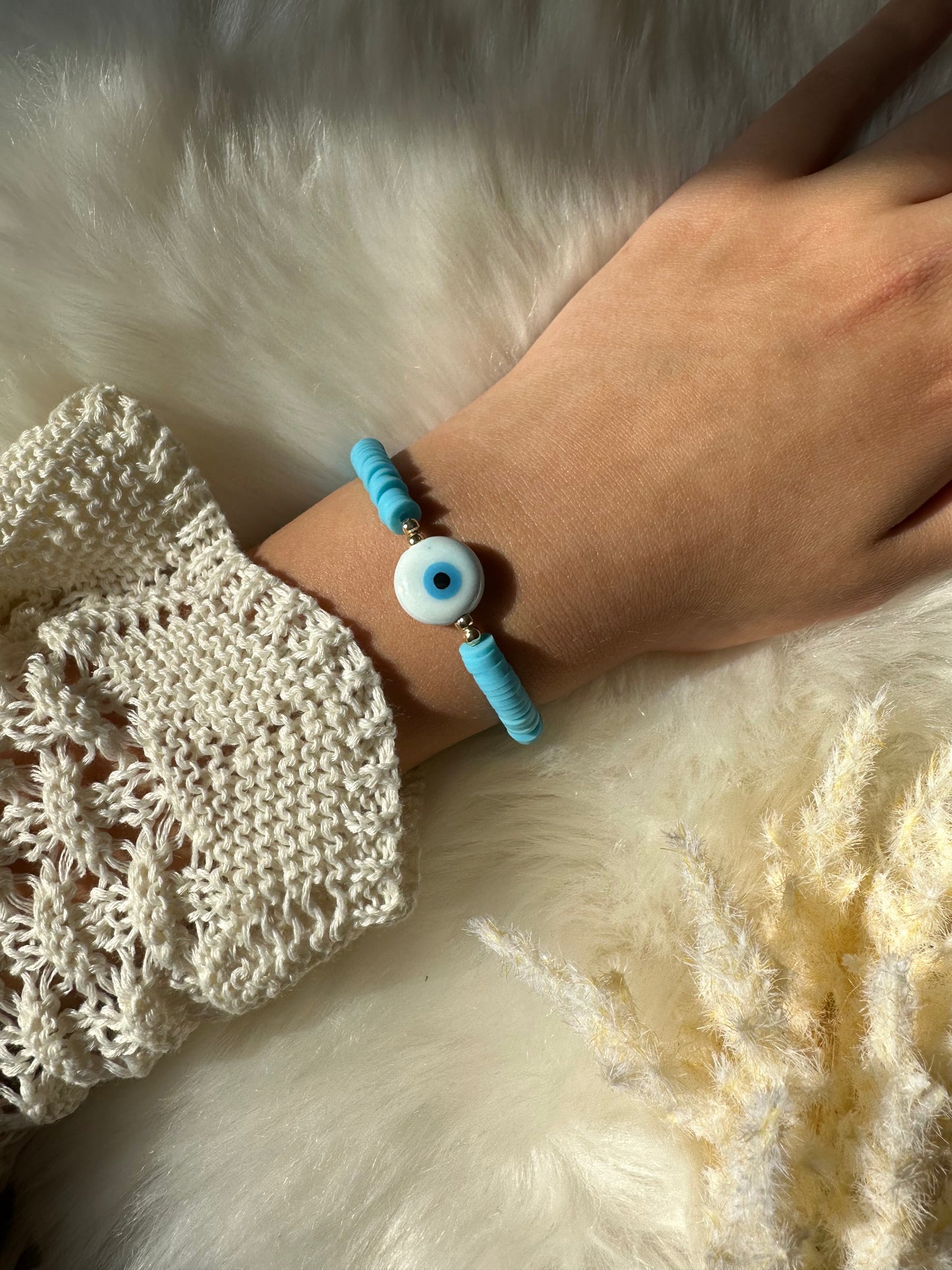 Fimo / Polymer Armband Hellblau mit Rundem Nazar - 10293