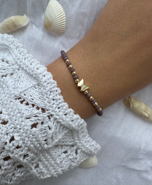 Perlenarmband mit Lila/Braunen Kristallperlen und Schmetterling Anhänger - 10378