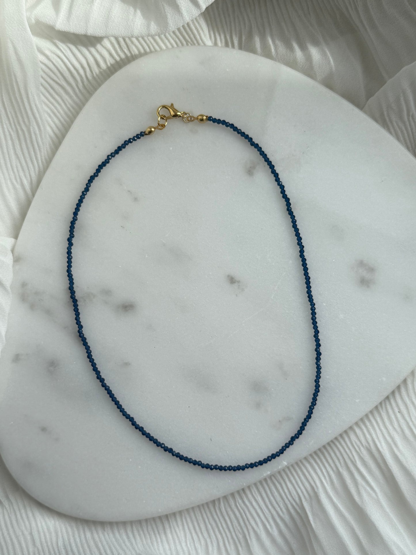 Perlenkette mit Blauen Kristallperlen - 111160