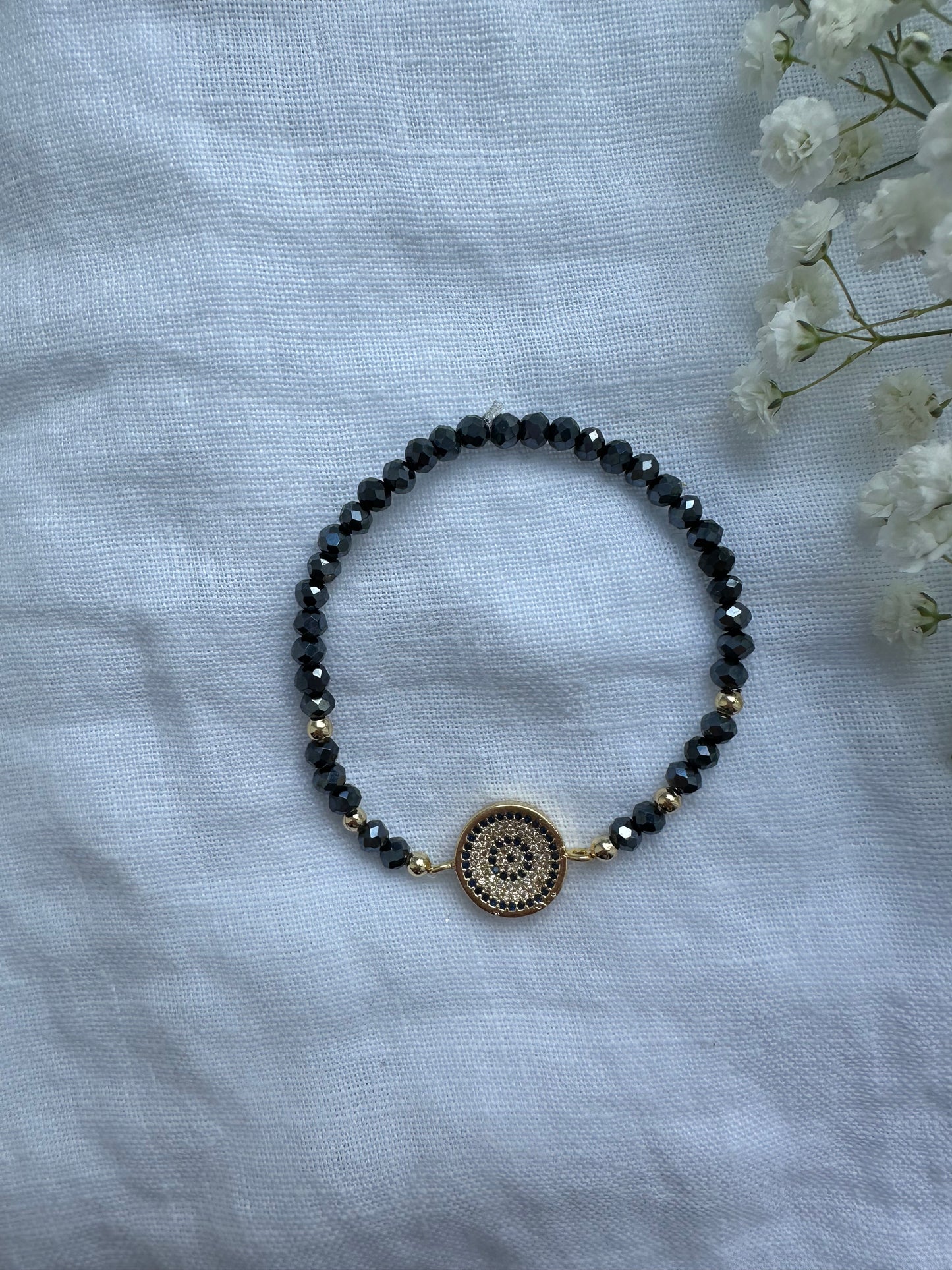Perlenarmband mit Dunkelblauen Kristallperlen und Nazar Anhänger - 10367