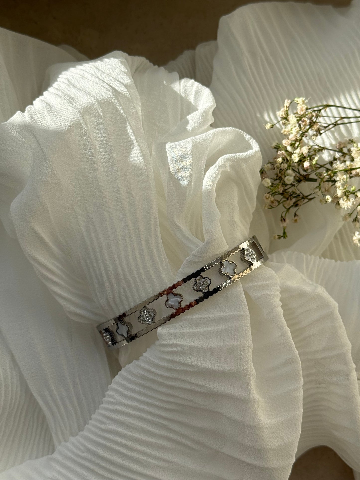 Silberner Armreif Clover - 11097