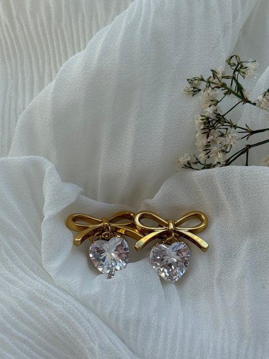 Goldene Stecker Ohrringe Bow Heart - 11112