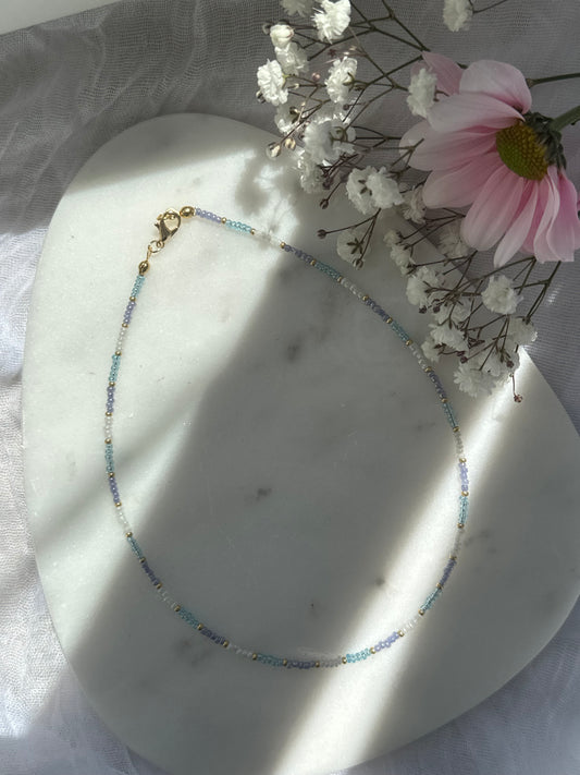 Perlenkette mit Blauen und Weißen Perlen - 10707