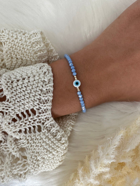 Perlenarmband mit blauen Perlen und nazar - 10296