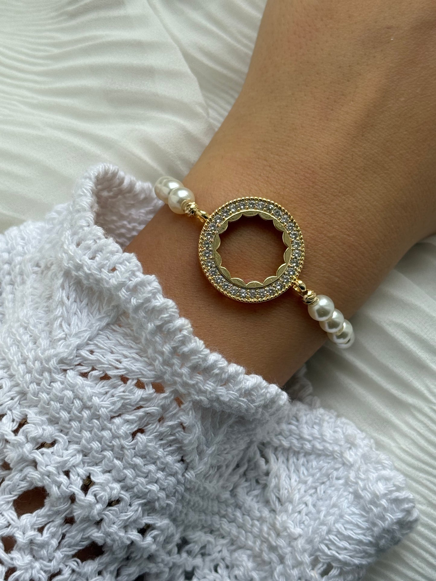 Perlenarmband mit Weißen Perlen, Goldenen Perlen + Anhänger für Ceyrek Altin - 111178