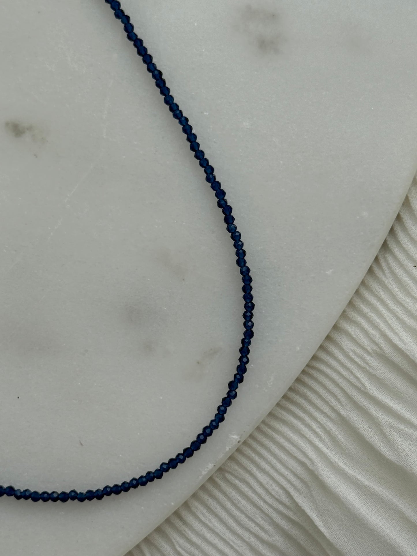 Perlenkette mit Blauen Kristallperlen - 111160