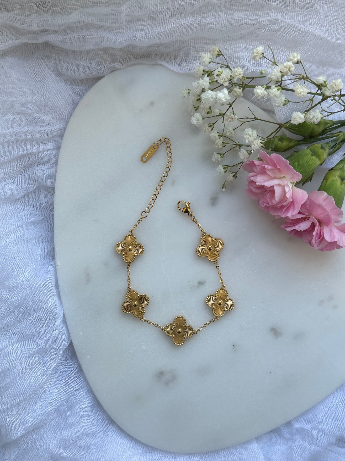 Goldenes Clover Armband - 10631