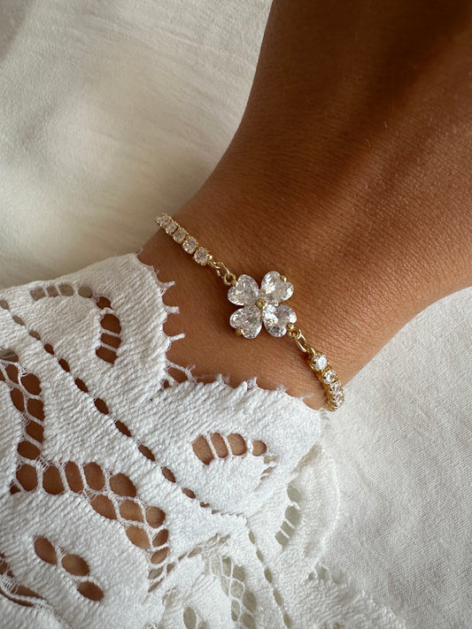 Goldenes Armband mit Goldenem Zirkonia Kleeblatt verstellbar