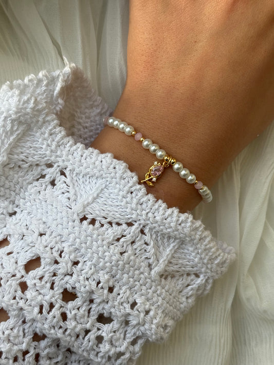 Perlenarmband mit Weißen Glasperlen, Rosa Kristallperlen und Goldenen Perlen + Rosen Anhänger - 111224