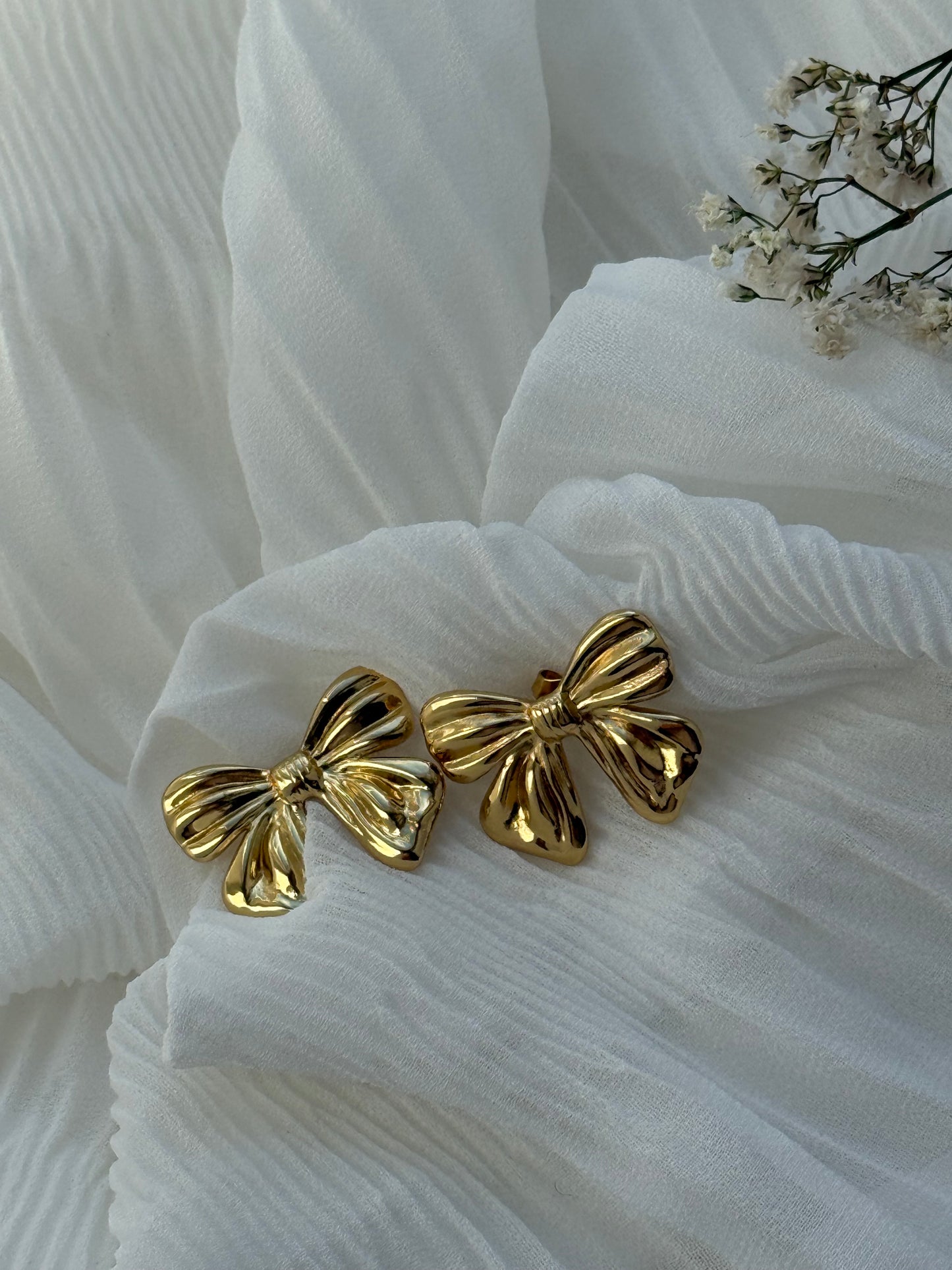 Goldene Stecker Ohrringe Schleife - 11113