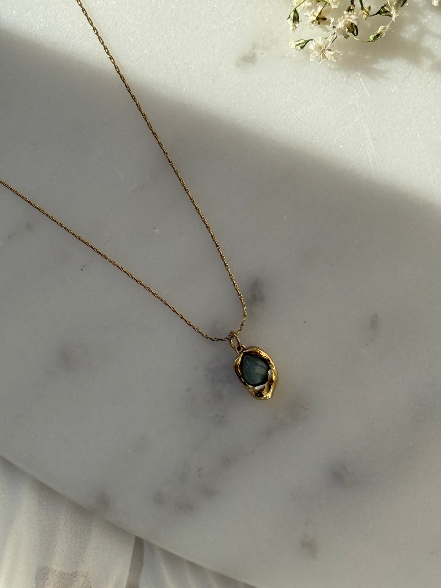 Halskette Edelstahl mit Smaragdgrünen Stein - 11049