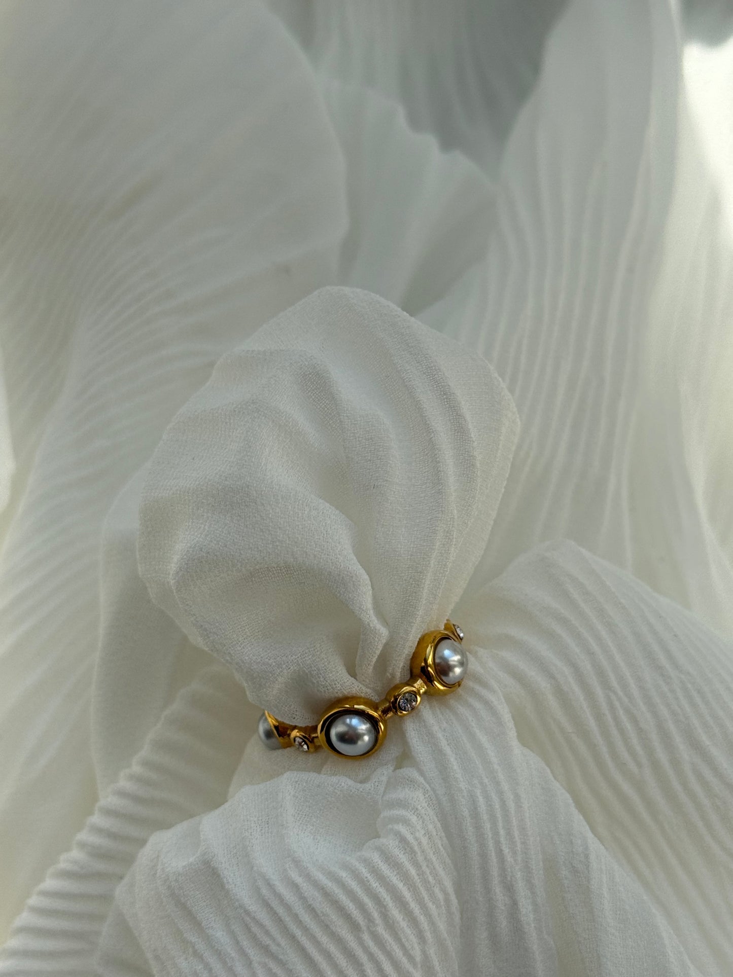 Pearly Lovely Ring - 10945
