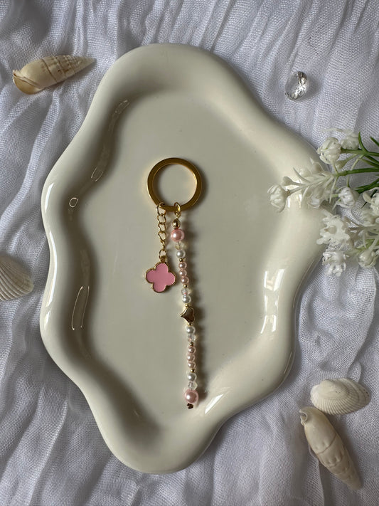 Schlüsselanhänger mit Rosa und weißen Perlen + Goldenen Perlen und Herz Anhänger + Kleeblatt - 10008
