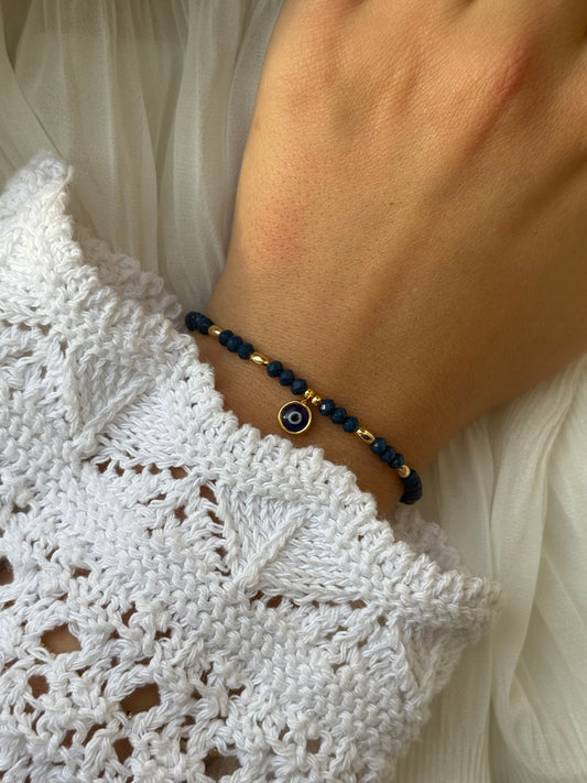 Perlenarmband mit Blauen Kristallperlen und Goldenen Perlen + Nazar Anhänger - 111226