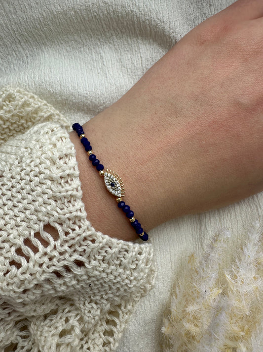 Perlenarmband mit Dunkelblauen Kristallperlen und Auge Anhänger - 10237