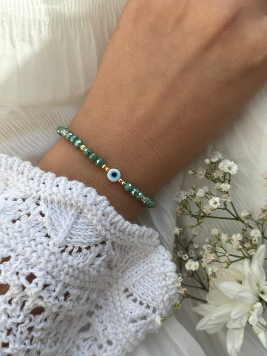 Perlenarmband mit Grünen Kristallperlen, Goldenen Perlen + Evil eye / Nazar Anhänger - 10979