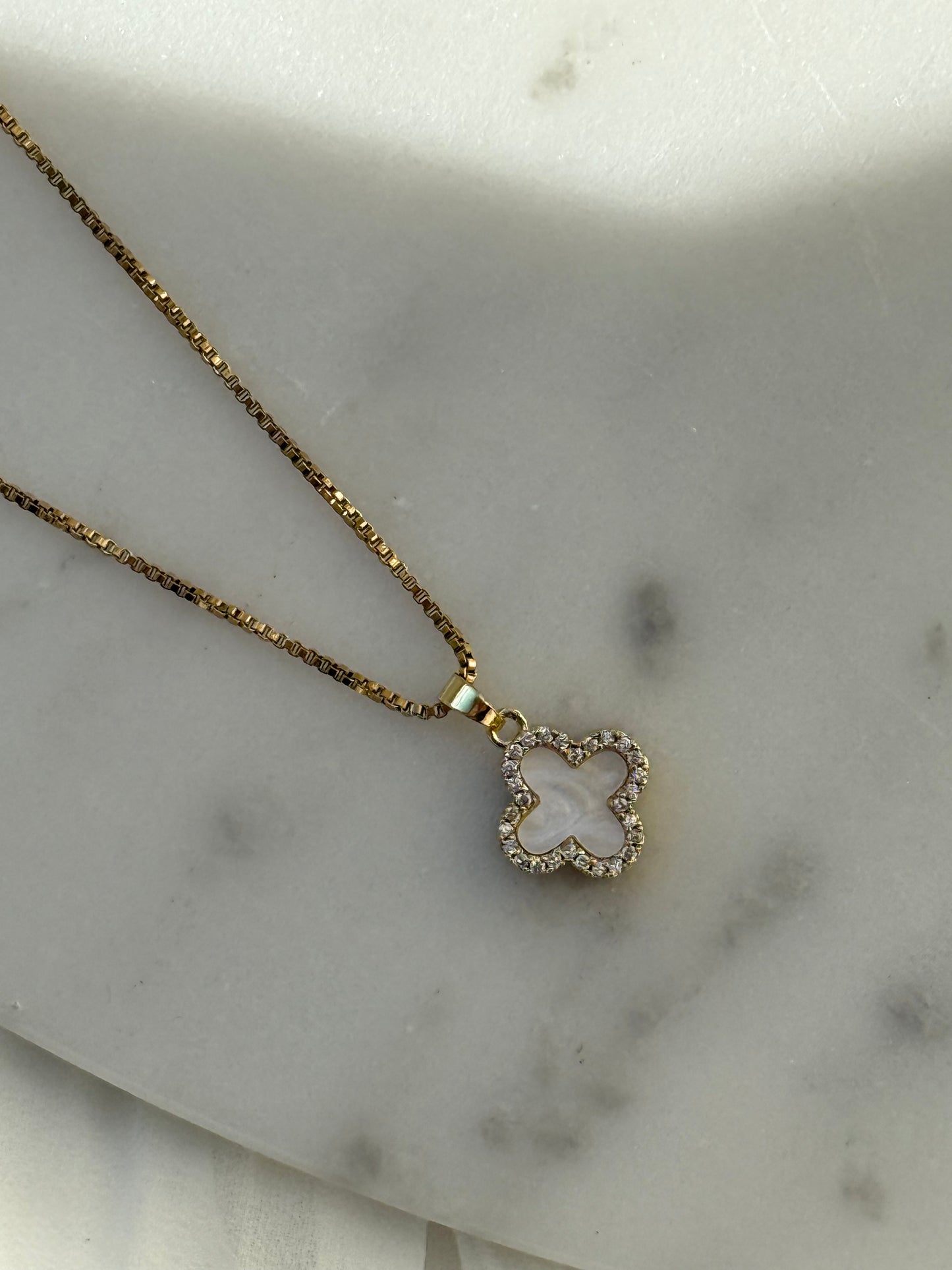 Halskette Edelstahl Clover Black and White - 11033