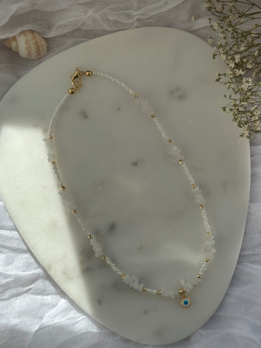 Perlenkette mit Weißen Perlen und Goldenen Perlen + Edelsteine und Nazar Anhänger - 10806