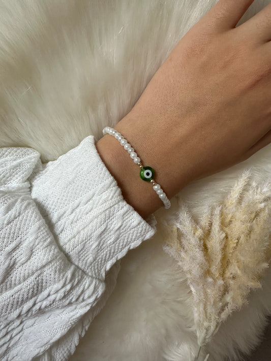 Perlenarmband weiß mit Hellgrünem Nazar - 10387