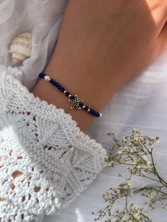 Perlenarmband mit Dunkelblauen Kristallperlen, Weißen Perlen und goldenen Perlen + Seestern Anhänger - 10827