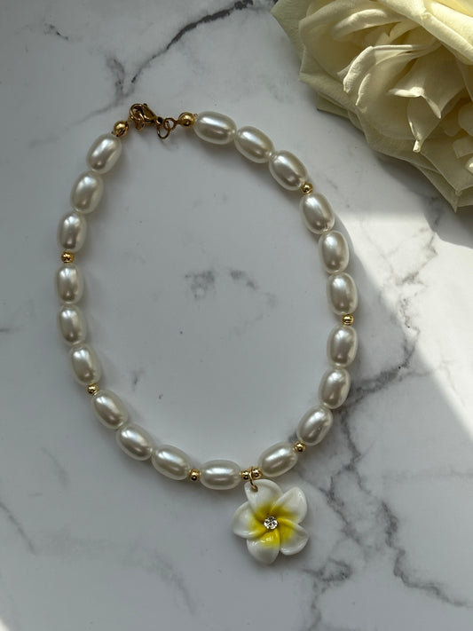 Fußkette mit Weißen Perlen + Blumen Anhänger - 10919