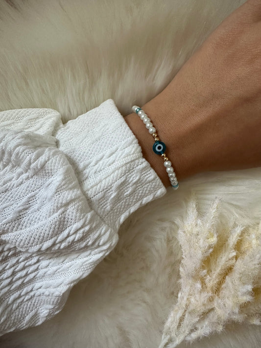 Perlenarmband weiß mit Hellblauen Kristallperlen und Hellblauen Nazar - 10228