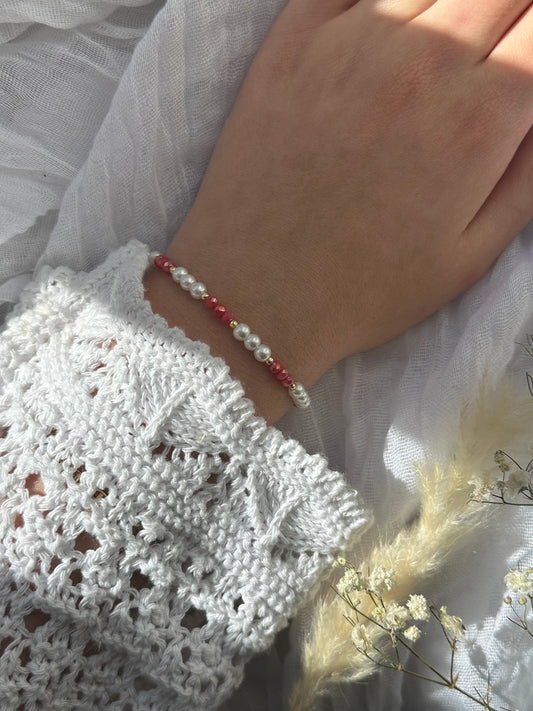 Perlenarmband mit Weißen Glasperlen und Kristallperlen - 10672