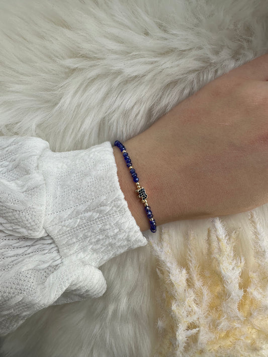 Perlenarmband Dunkelblau mit Elefanten Anhänger - 10235