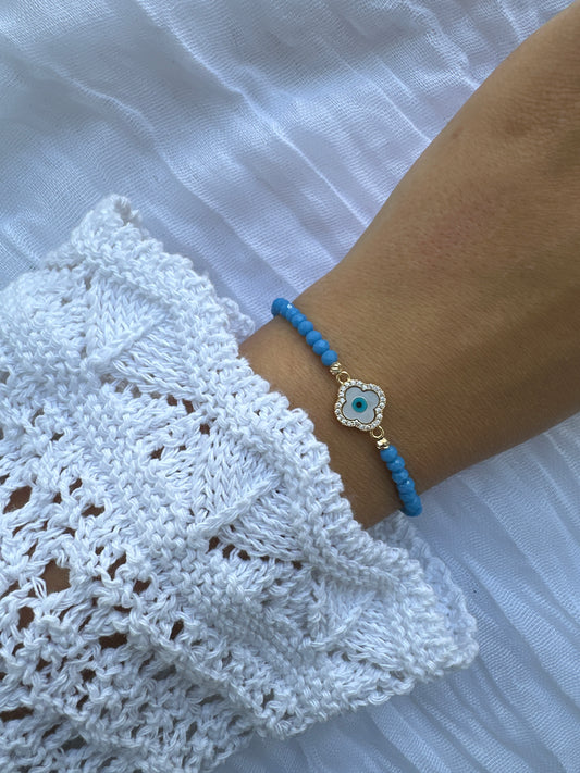 Perlenarmband mit Blauen Kristallperlen und Nazar Kleeblatt Anhänger - 10275