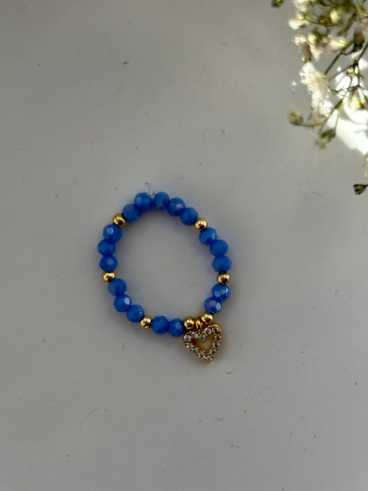 Perlenring mit Blauen Kristallperlen und goldenen Details + Herz Anhänger - 10785