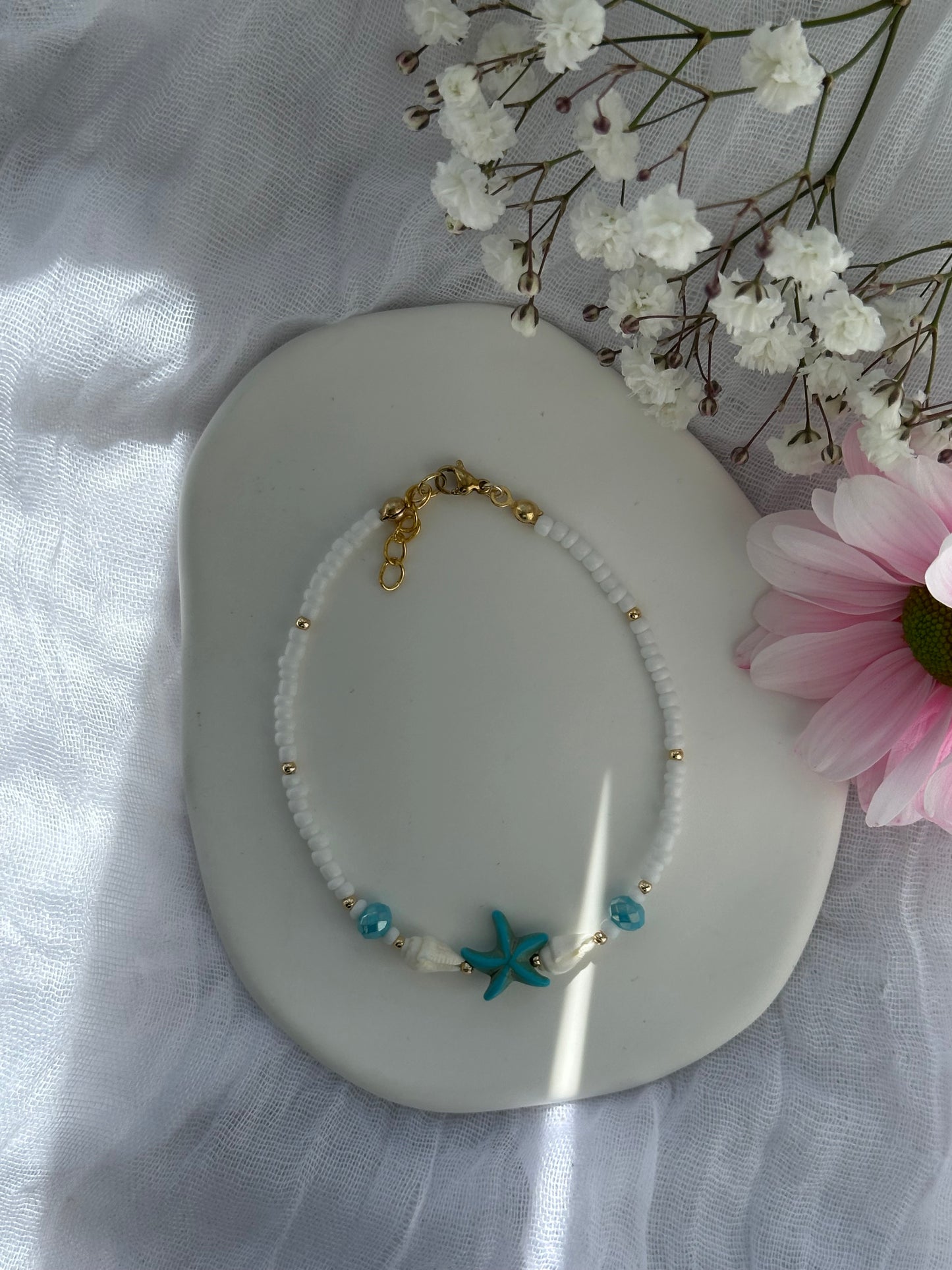 Fußkette mit Weißen Perlen + Muschel Anhänger - 10696