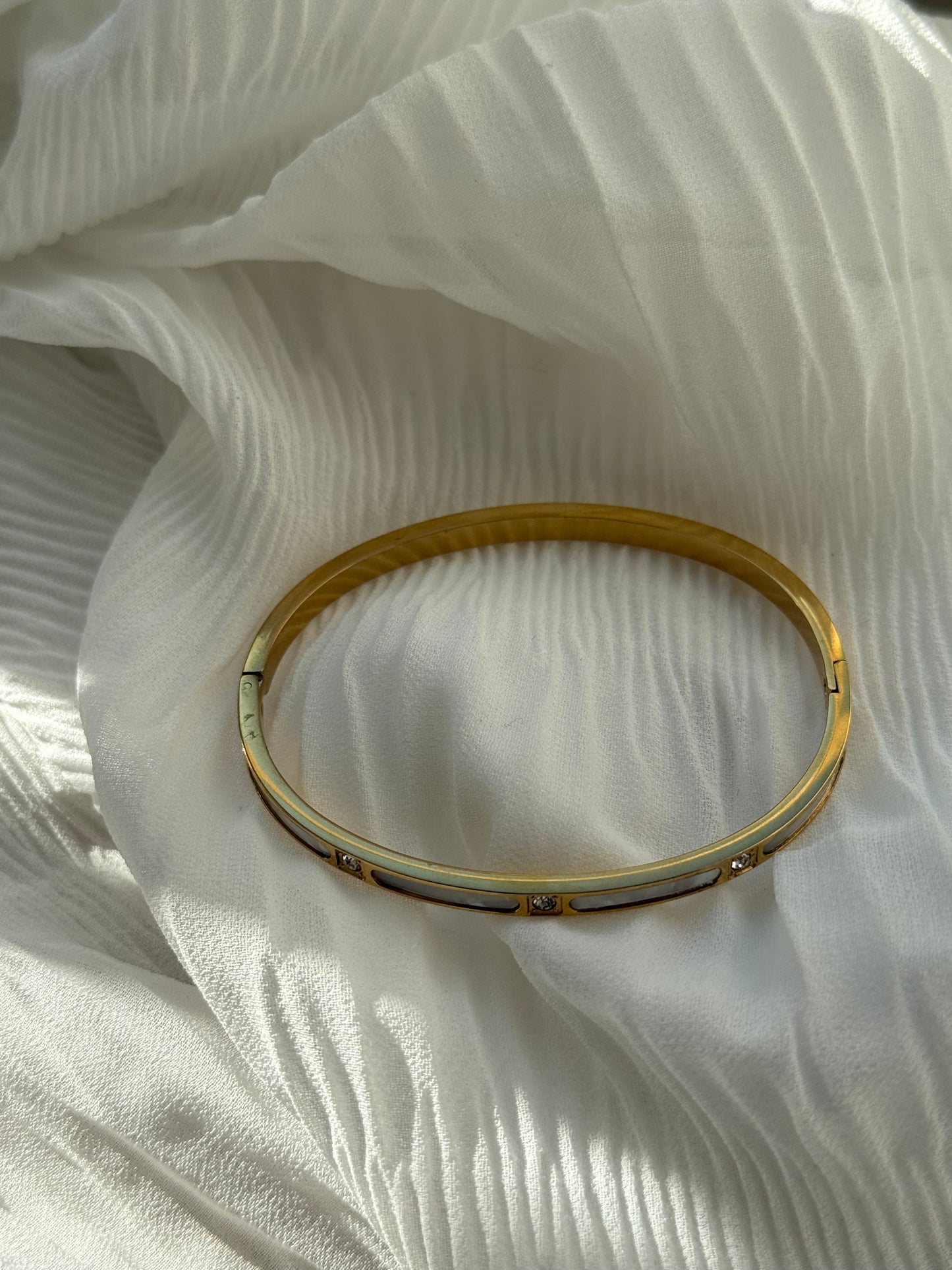 Beige Gold Armreif - 11089