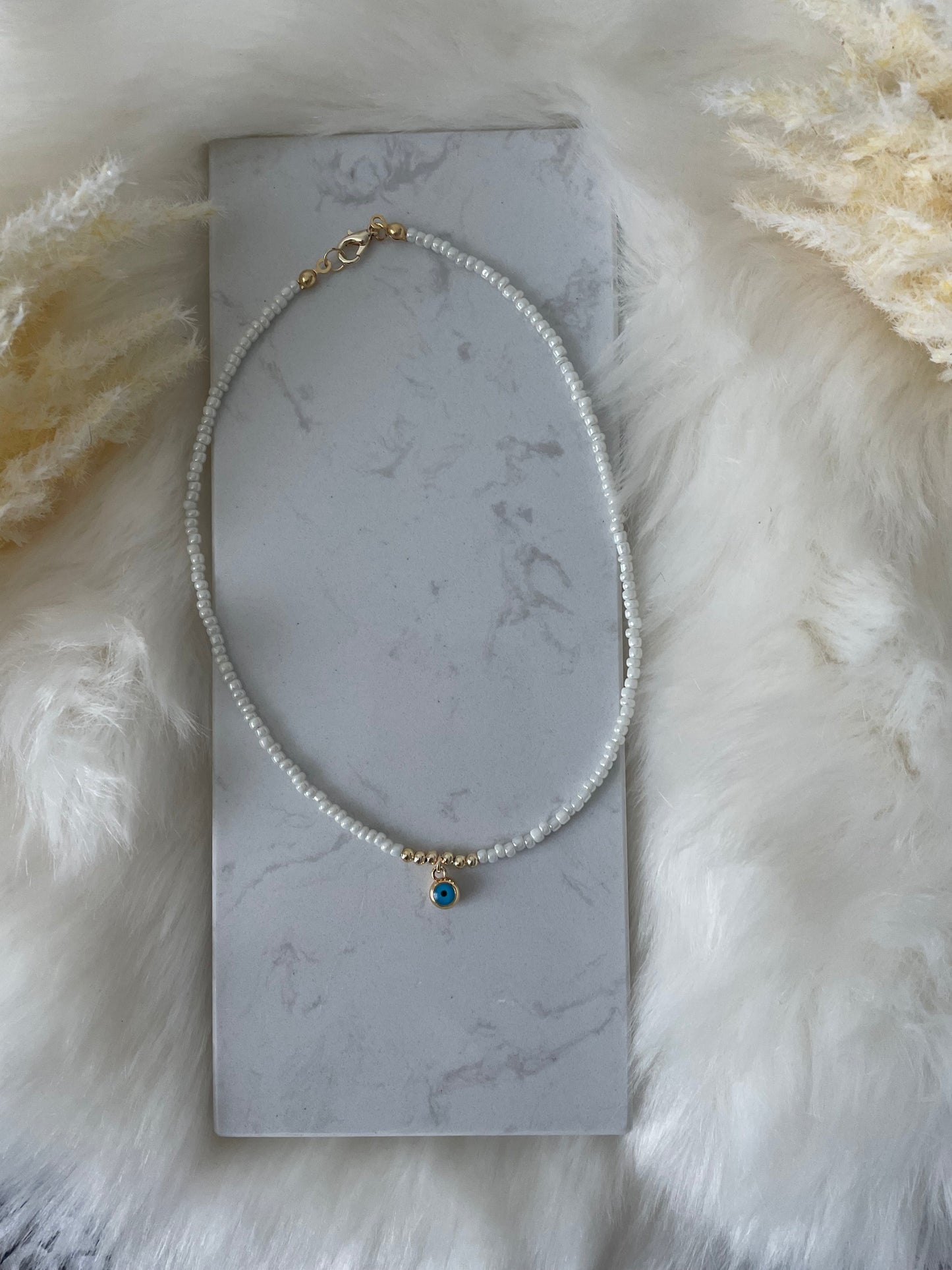 Perlenkette chocker weiß mit Nazar Anhänger - 10177